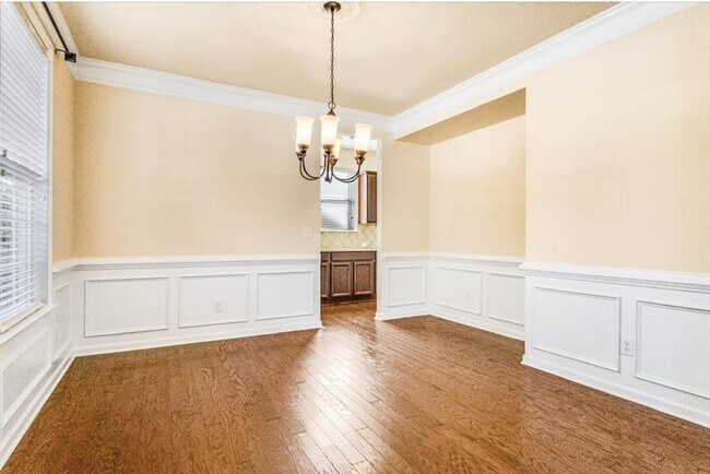 Building Photo - 1234 King Springs Ct SE