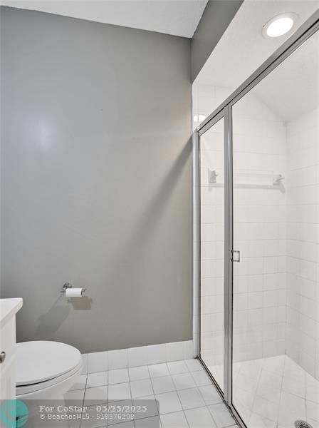 Building Photo - 716 NW 126th Ave