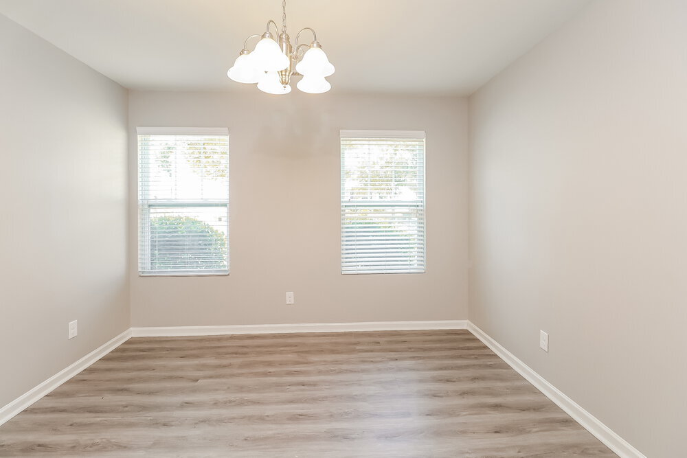Building Photo - 983 Ramsgate Dr SW
