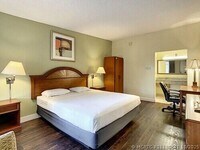 Building Photo - 8700 S Orange Blossom Trl