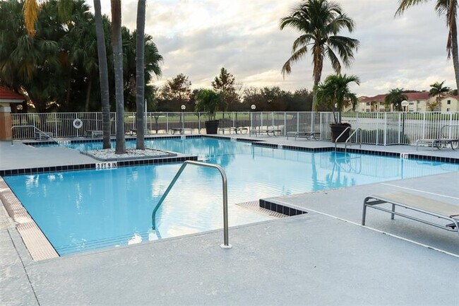 Building Photo - 12540 Vista Isles Dr