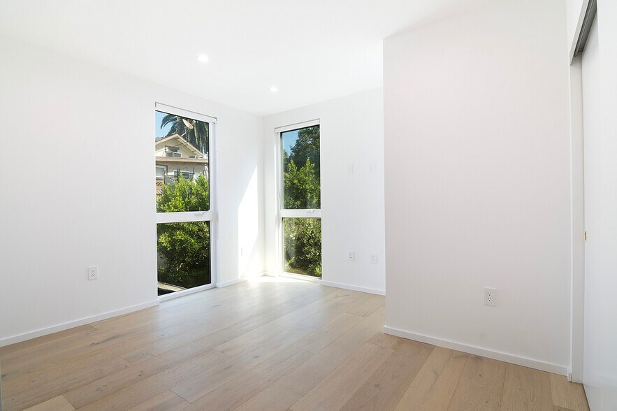 Building Photo - 4610 Franklin Ave