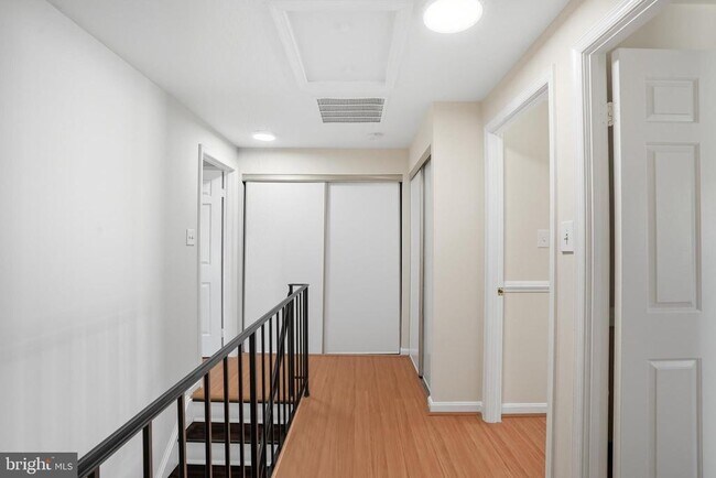 Building Photo - 9207 Hunting Pines Pl