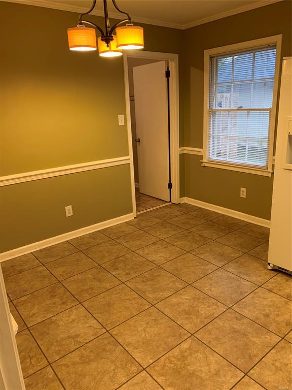 Building Photo - 308 Navajo Dr