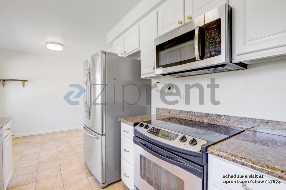 Building Photo - 166 Madelia Pl