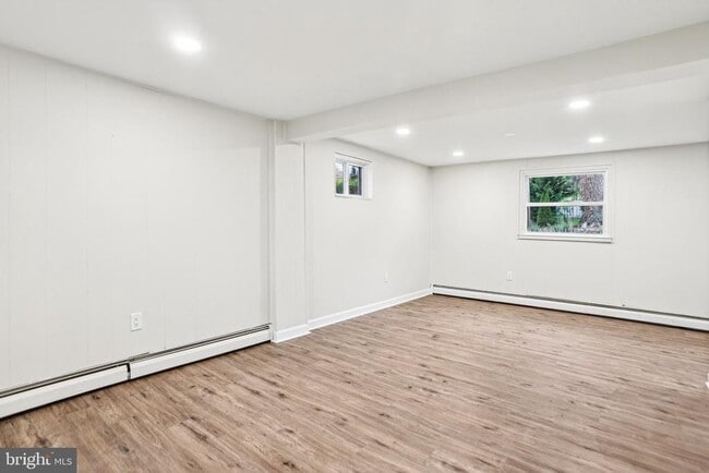 Building Photo - 1506 Maryland Ave