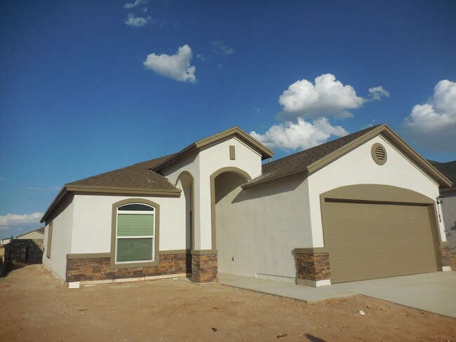 Building Photo - 1100 Summer Night Pl