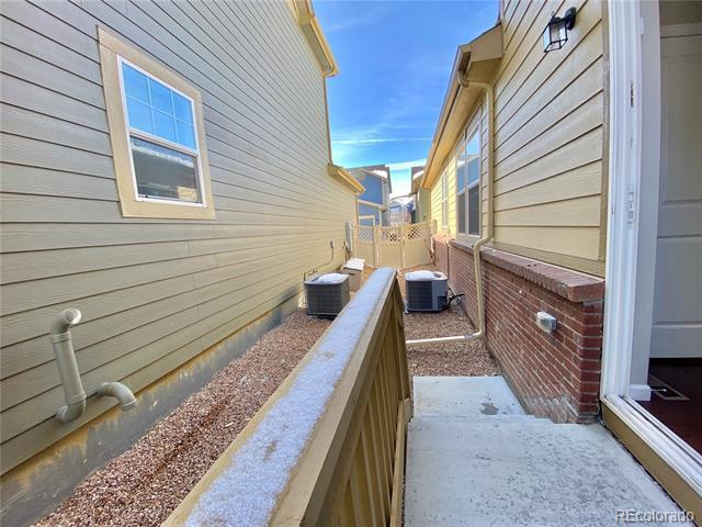 Building Photo - 12622 Zenobia St