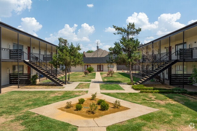 Building Photo - Terraces at Nichols Hills
