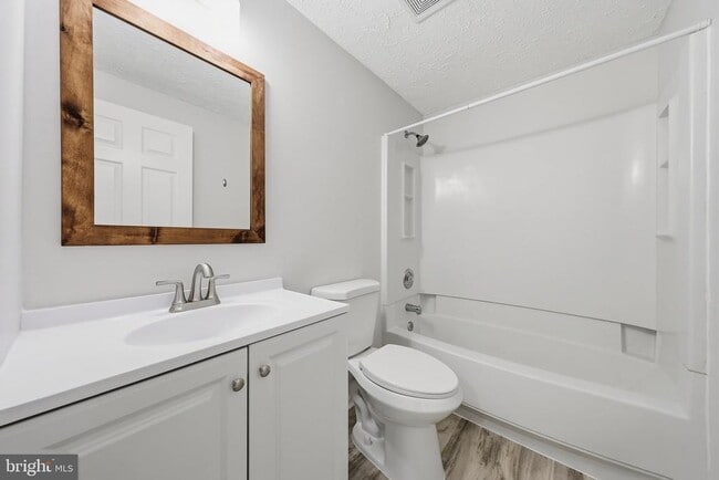 Building Photo - 6711 Kernel Ct