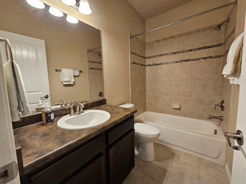 Building Photo - 5910 Traditions Dr