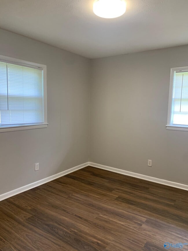 Building Photo - 26214 US-72