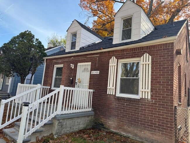 Primary Photo - 21505 Bennett St