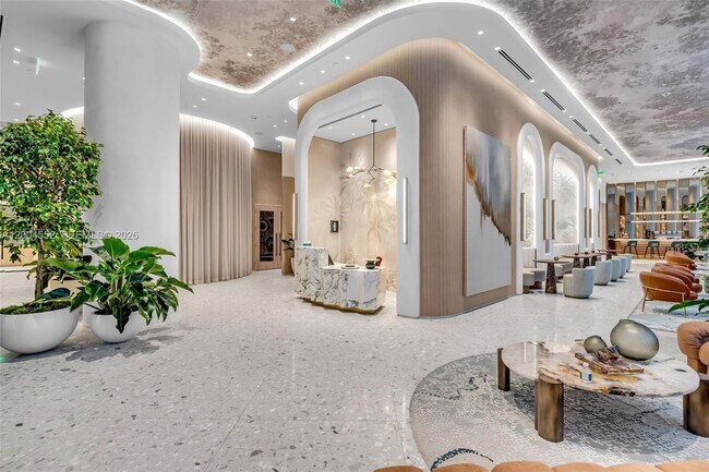 Building Photo - 77 SE 5th St