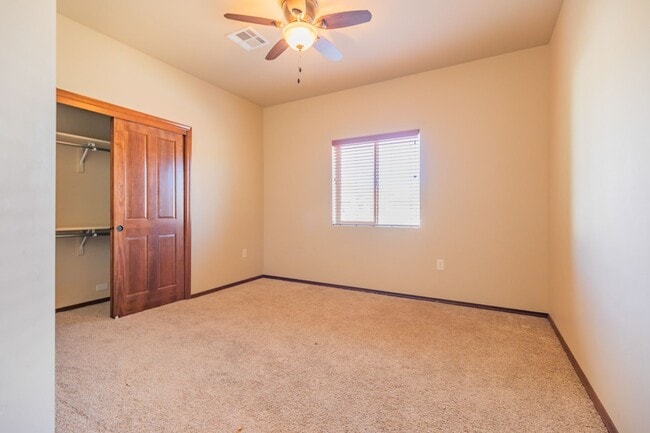 Building Photo - Great 3 Bedroom/2 Bath Home!