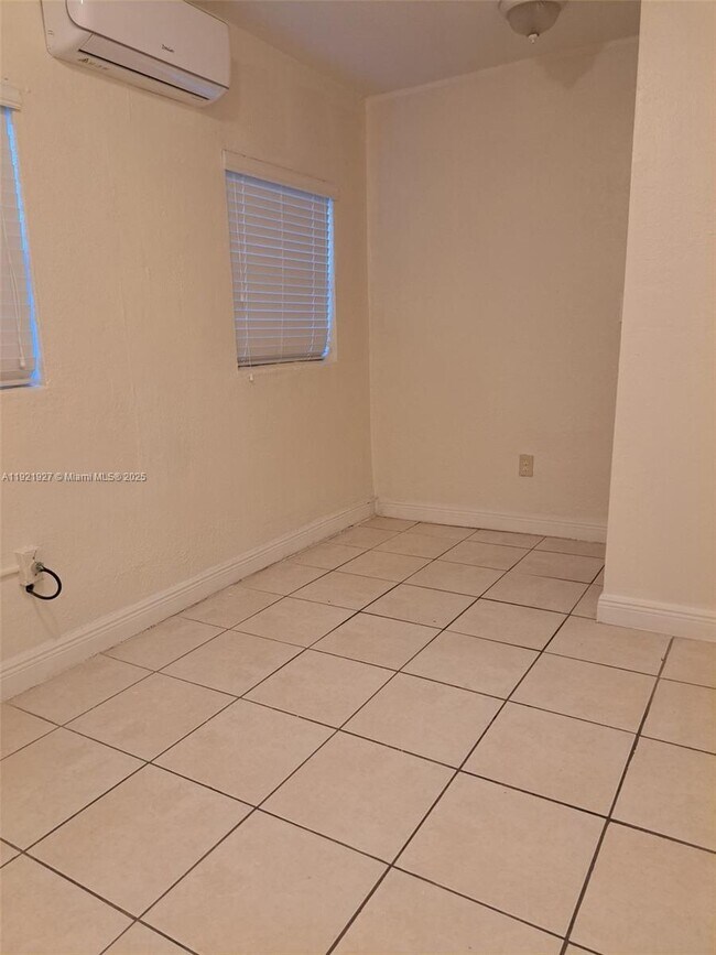 Building Photo - 1411 NW 55th Terrace