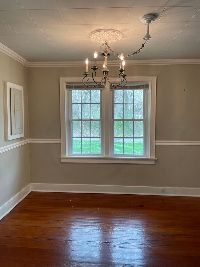 Building Photo - 1700 Riverside Ave