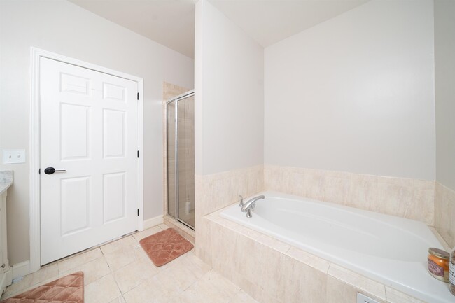 Building Photo - 179 Winchester Ct