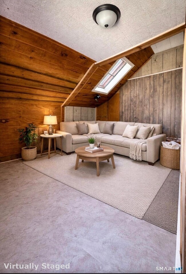 Building Photo - 91 Hill St