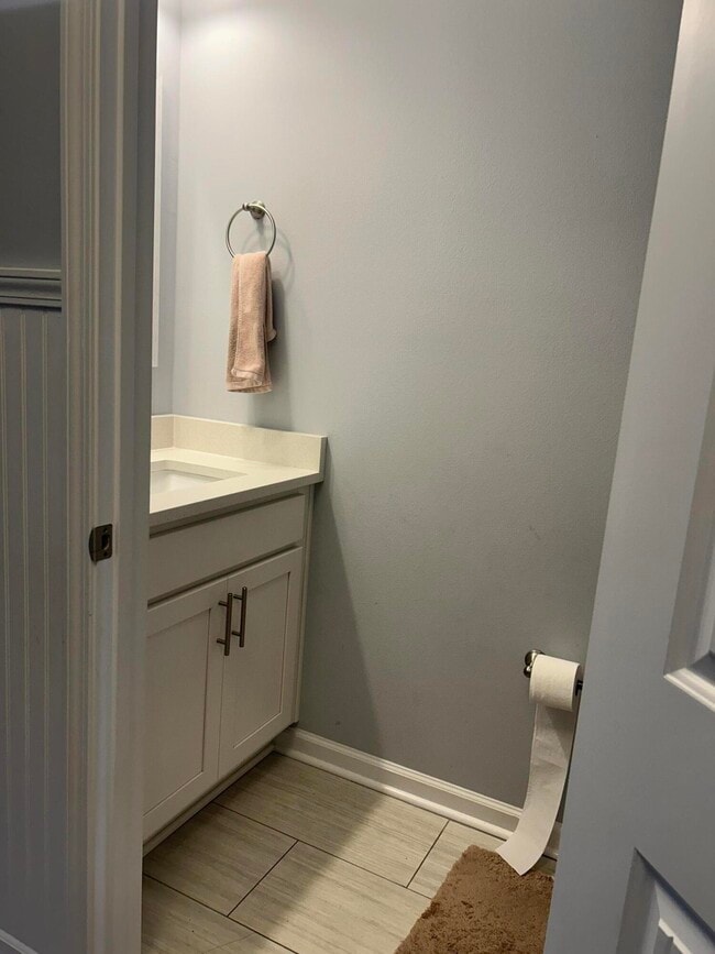 Building Photo - 250 Jefferson St