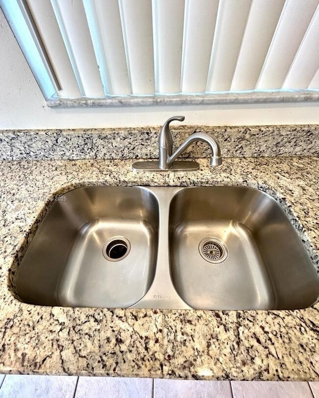 Building Photo - 4779 NW 5th Ct