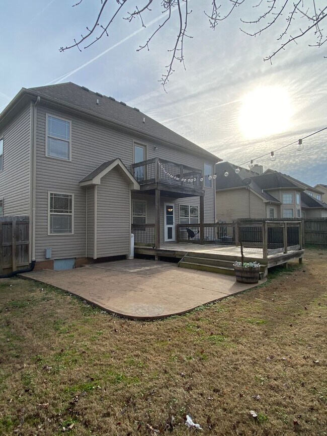 Building Photo - 1132 Chinook Cir