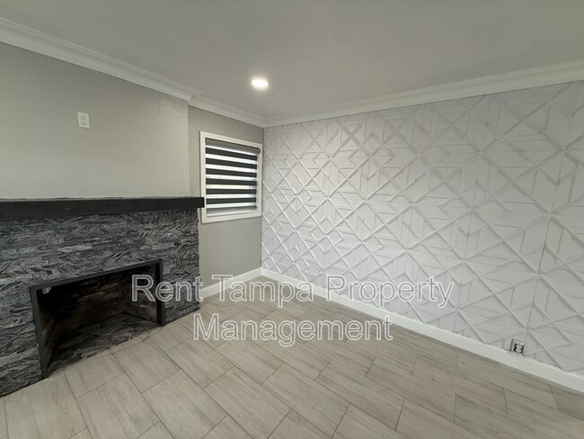 Building Photo - Neptune Drive - 1154 A
