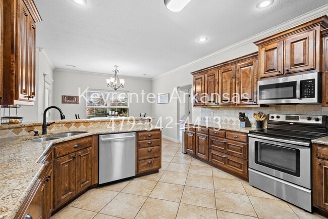 Building Photo - 1048 Tarah Knolls Cir