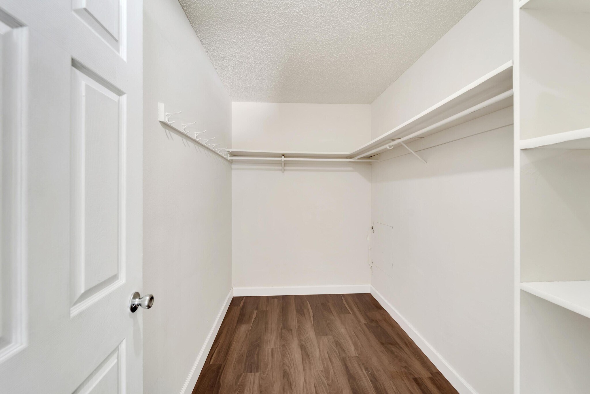 Building Photo - 502 Euclid Ave