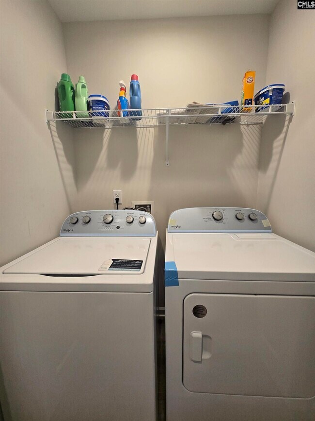 Building Photo - 258 Honey Hill Way