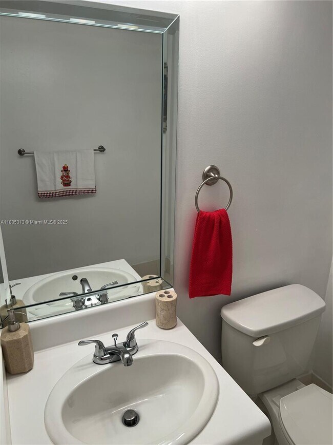 Building Photo - 12550 SW 15th St