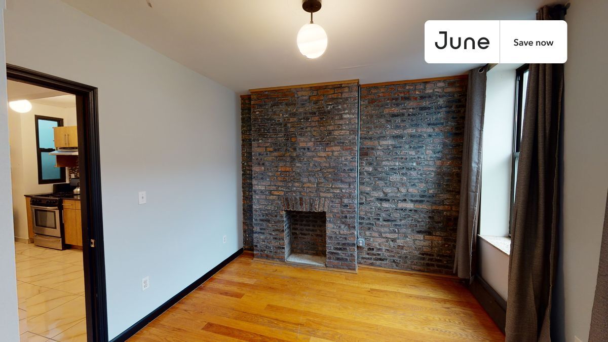 Building Photo - 2028 Second Avenue