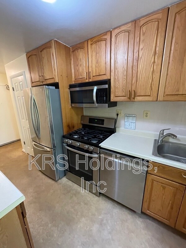 Building Photo - 4108 Mangalore Dr