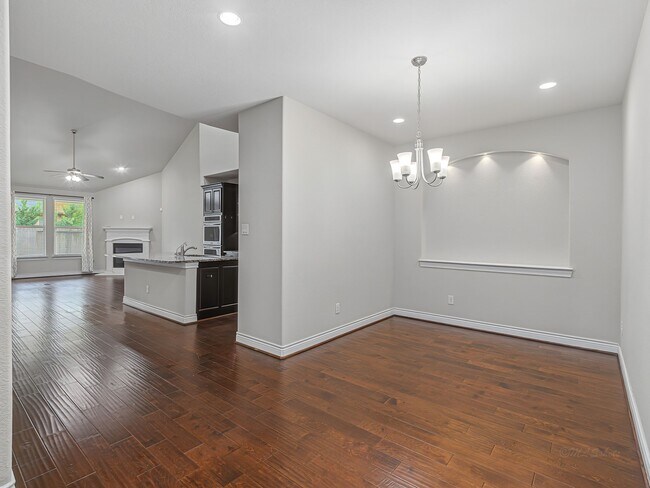 Building Photo - 24227 Peralta Glen Ln