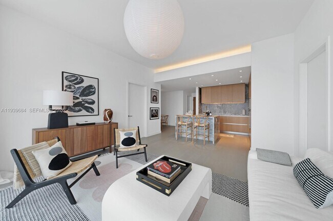 Building Photo - 500 Alton Rd