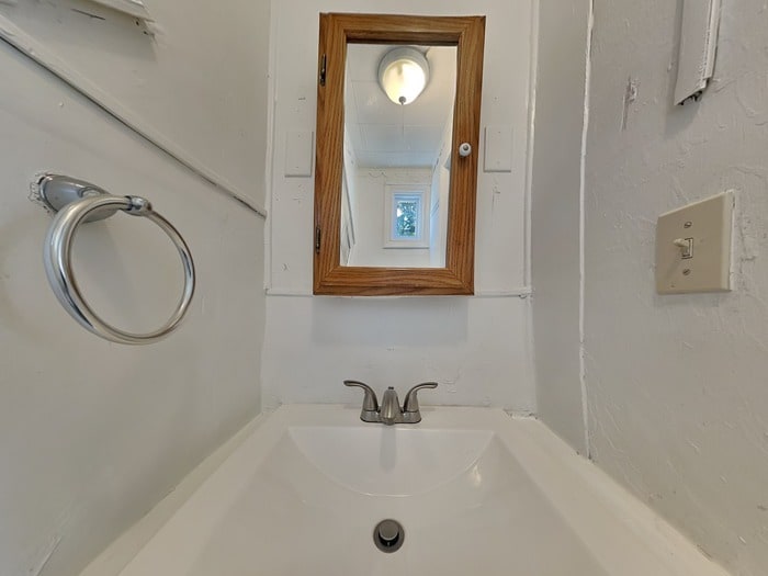 Building Photo - 3029 E Northern Pkwy