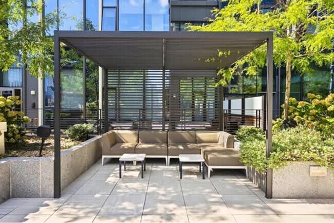 Building Photo - 131-149-149 Seaport Blvd