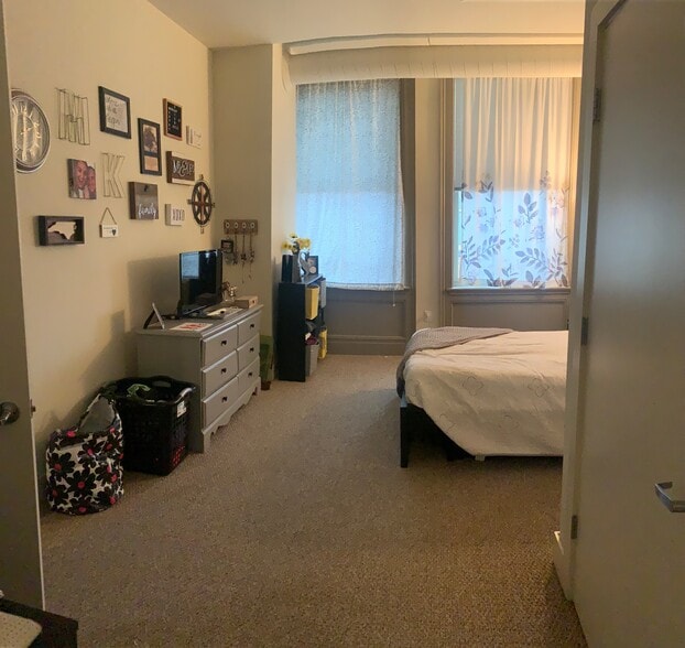 Building Photo - 129 N Washington Ave