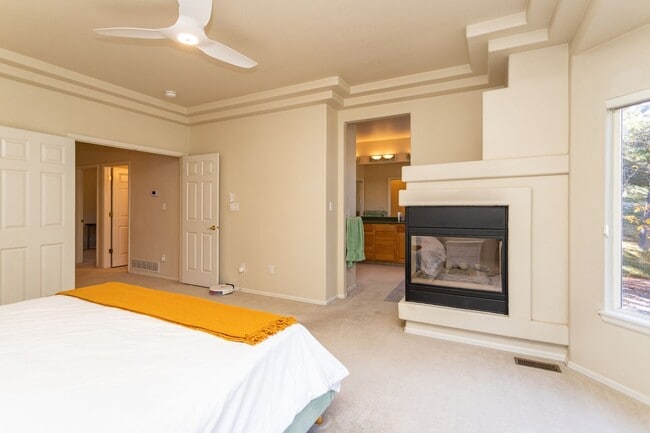 Building Photo - Peaceful University Park Home with Mountai...