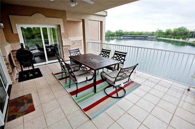 Building Photo - 6740 Spirit Lake Dr