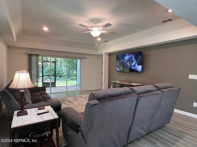 Building Photo - 1045 Brown Bear Run