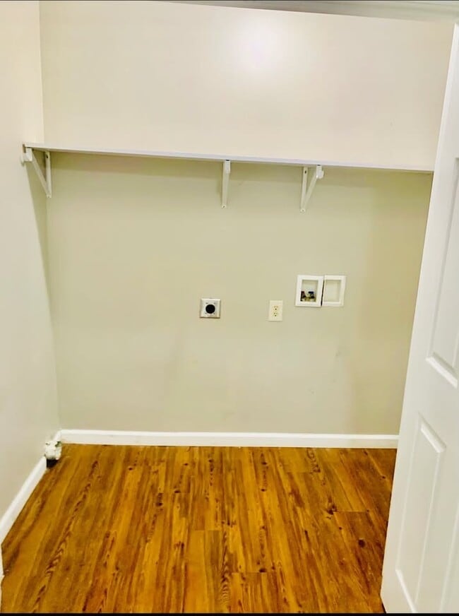 Building Photo - 4005 County Rd 34