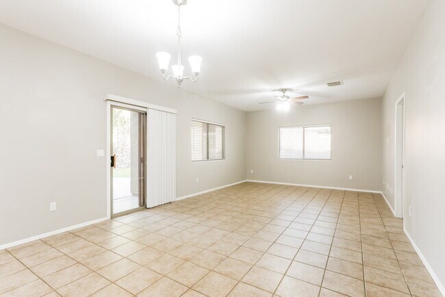 Building Photo - 12890 N Carpas Ct