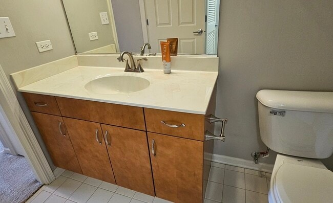 Building Photo - 390 Western Ave