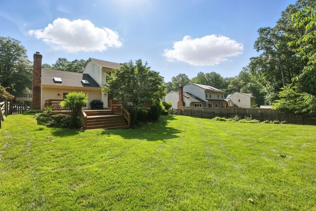 Building Photo - 14720 Peachwood Dr