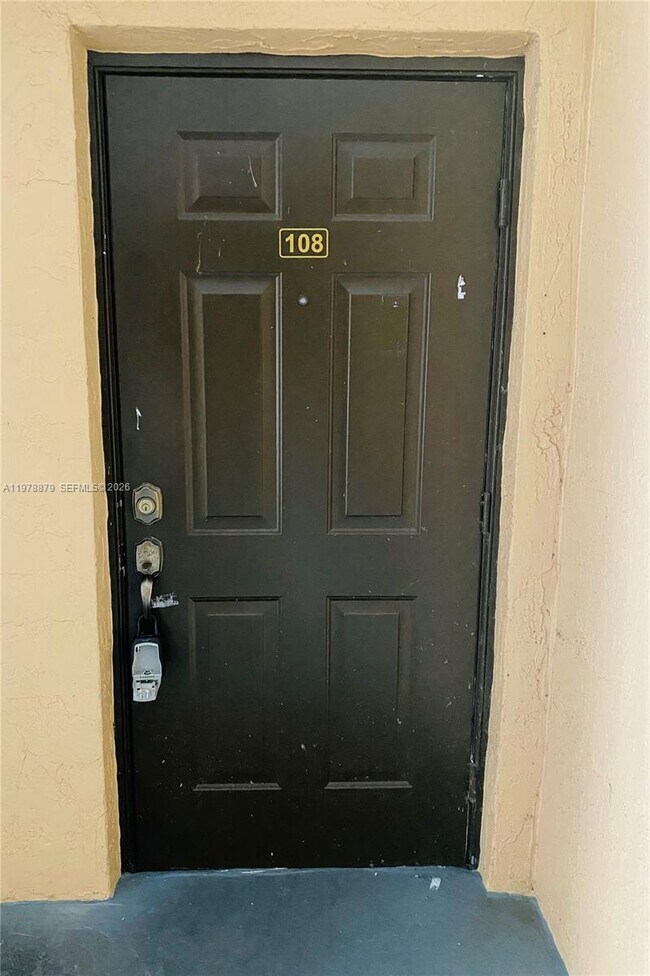 Building Photo - 17415 NW 75th Pl