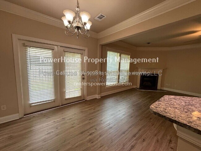 Building Photo - 1045 Township Cir