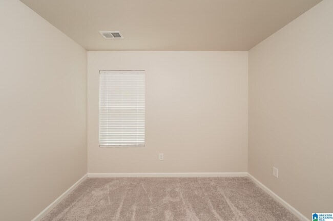 Building Photo - 145 Jonathan Dr