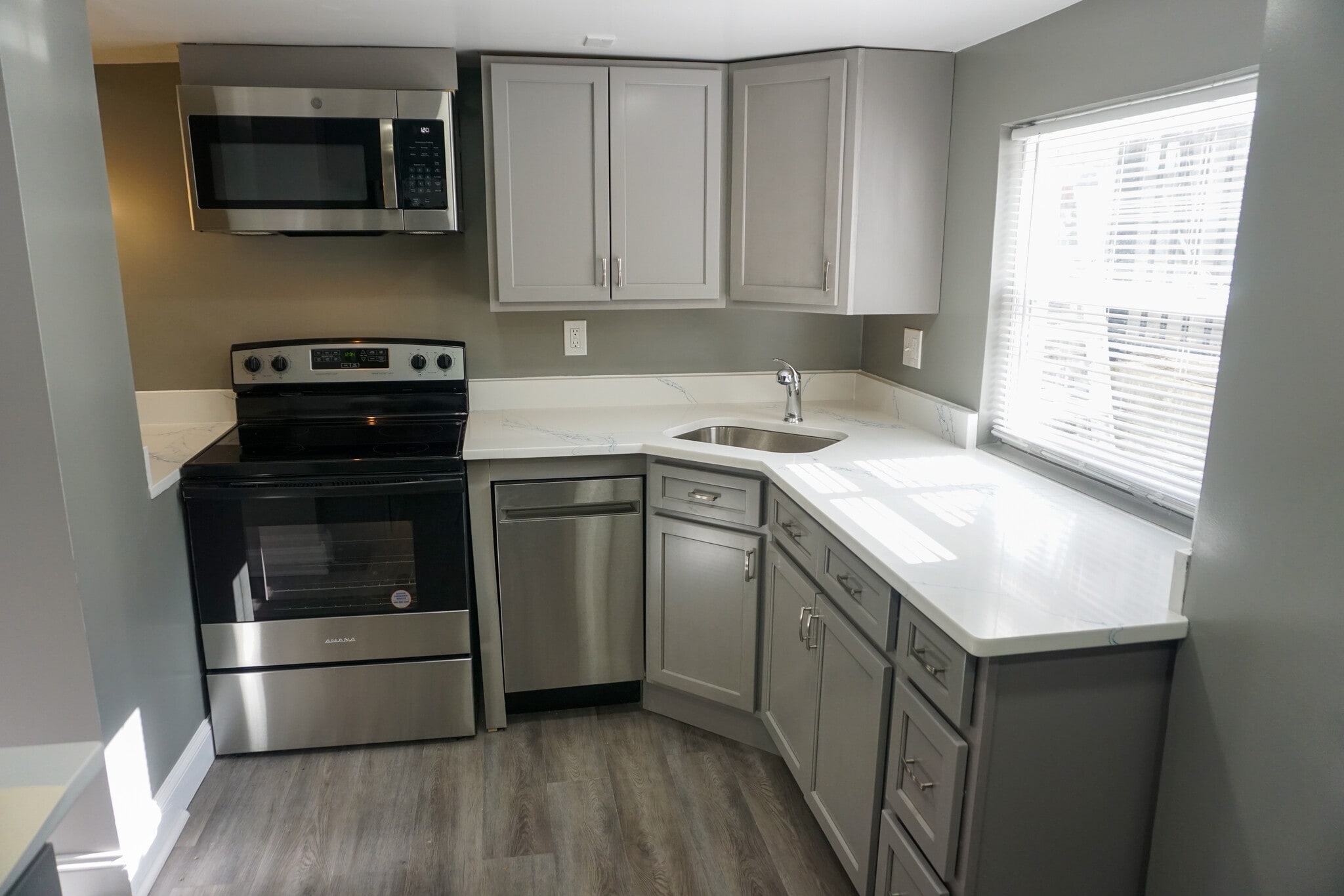 Kitchen - 1222 Quincy St NW