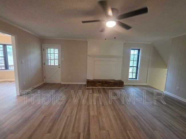 Building Photo - 12320 Shawnee Forest Dr